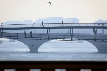 Depuis le pont de Bercy, un matin froid